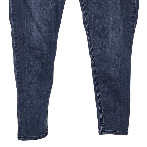 Democracy Ab Technology Women Stetchy Med Wash Blue Jeans Soft Comfortable Sz 12 - Picture 4 of 7